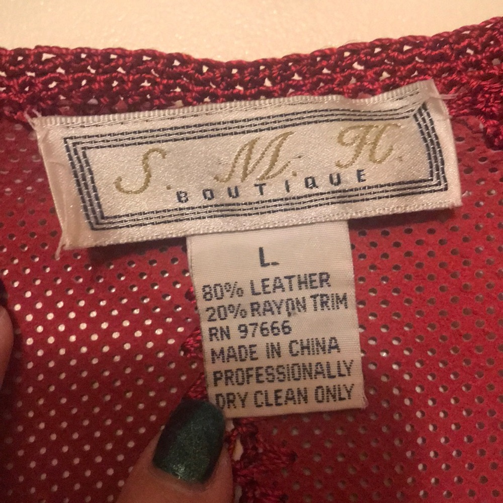 Red Jacket - Picture 2 of 4